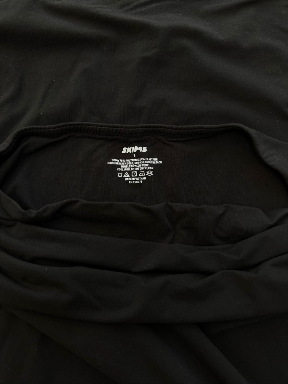 SKIMS Fits Everybody Tube Dress in Onyx - Picture 6 of 7